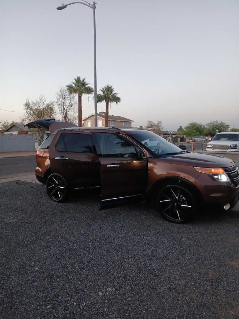 2011 Ford Explorer