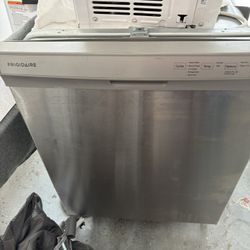 Frigidaire Stainless Steel Dishwasher 