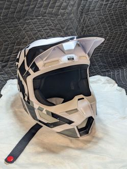 Fox V1 kids helmet