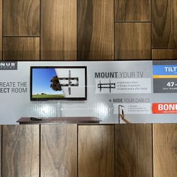 Sanus vuepoint TV wall mount F58c 47-80in 130lbs capacity. New. Open box.