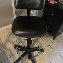 One Office Chair 