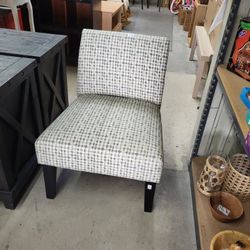 Slipper Chair! Small Blemish - See Photos