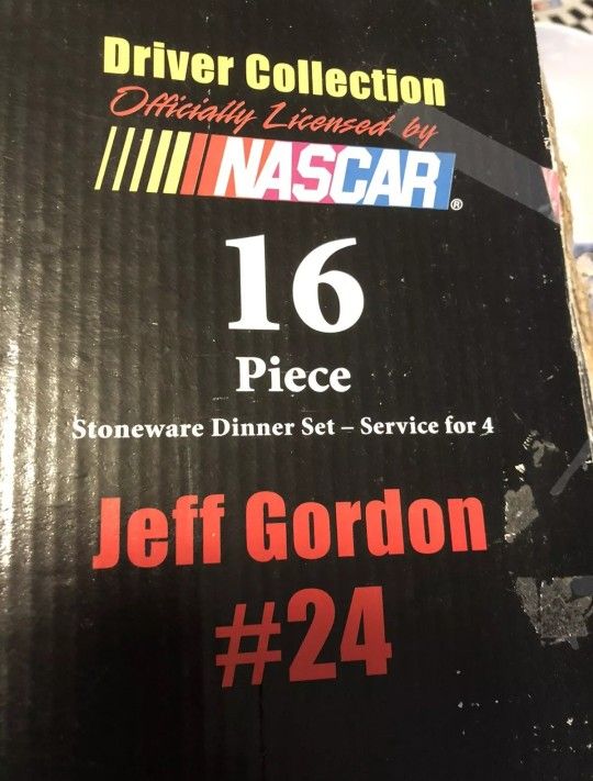 NEW Jeff Gordon Dishes Set Nascar #24 Sports Memorabilia Driver Collection