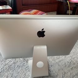 iMac Desktop Apple Computer, 26”