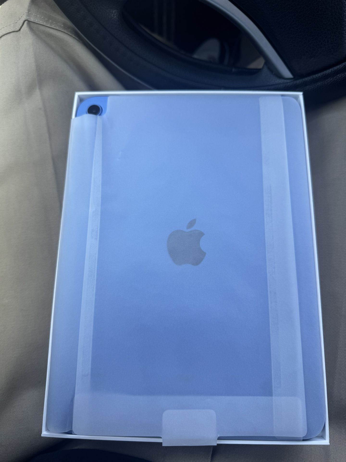 iPad 10th Gen 10.9