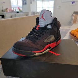Jordan 5 Retro Satin Bred