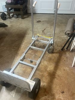 Milwaukee hand truck
