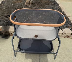 Maxi Cosi Iora Bassinet