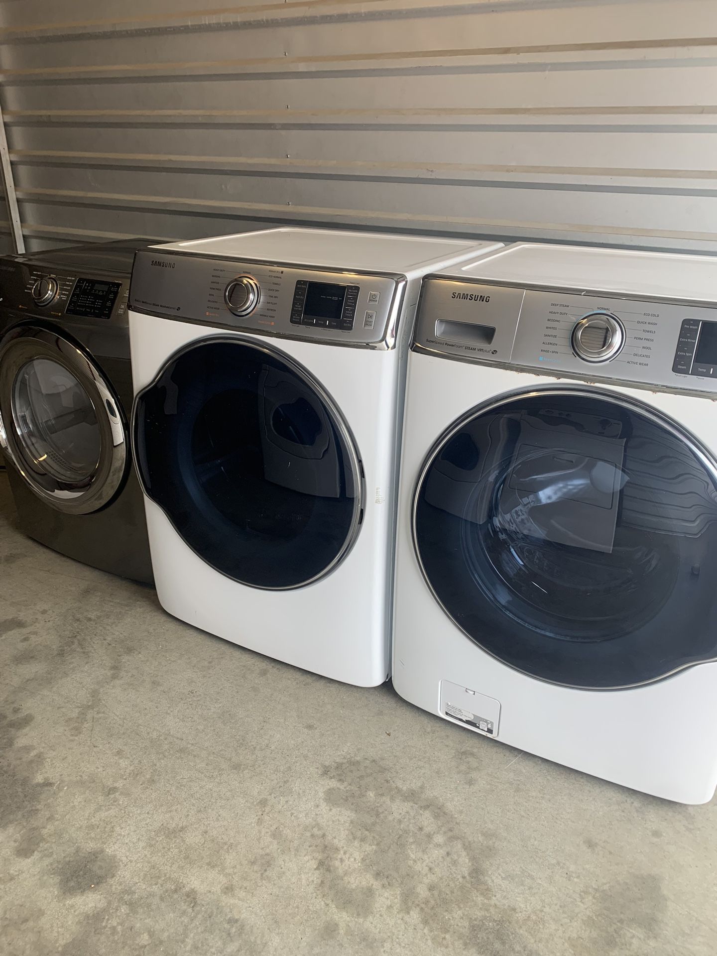 Large Capacity Samsung front load washer and dryer
