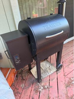 Traeger Mesa 22 Wood Pellet Grill