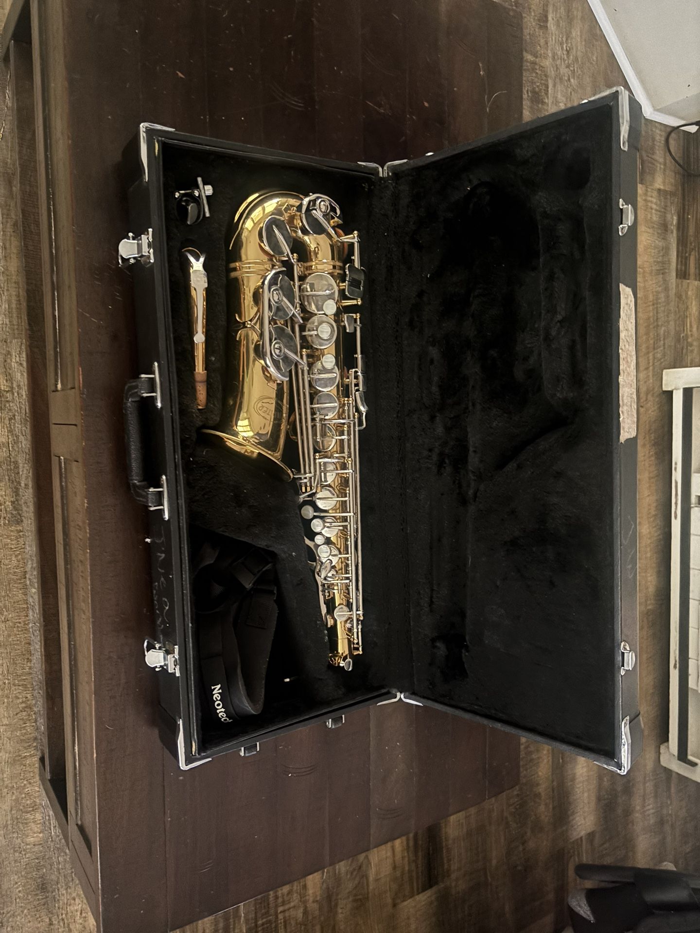 Alto Saxophone For Sell