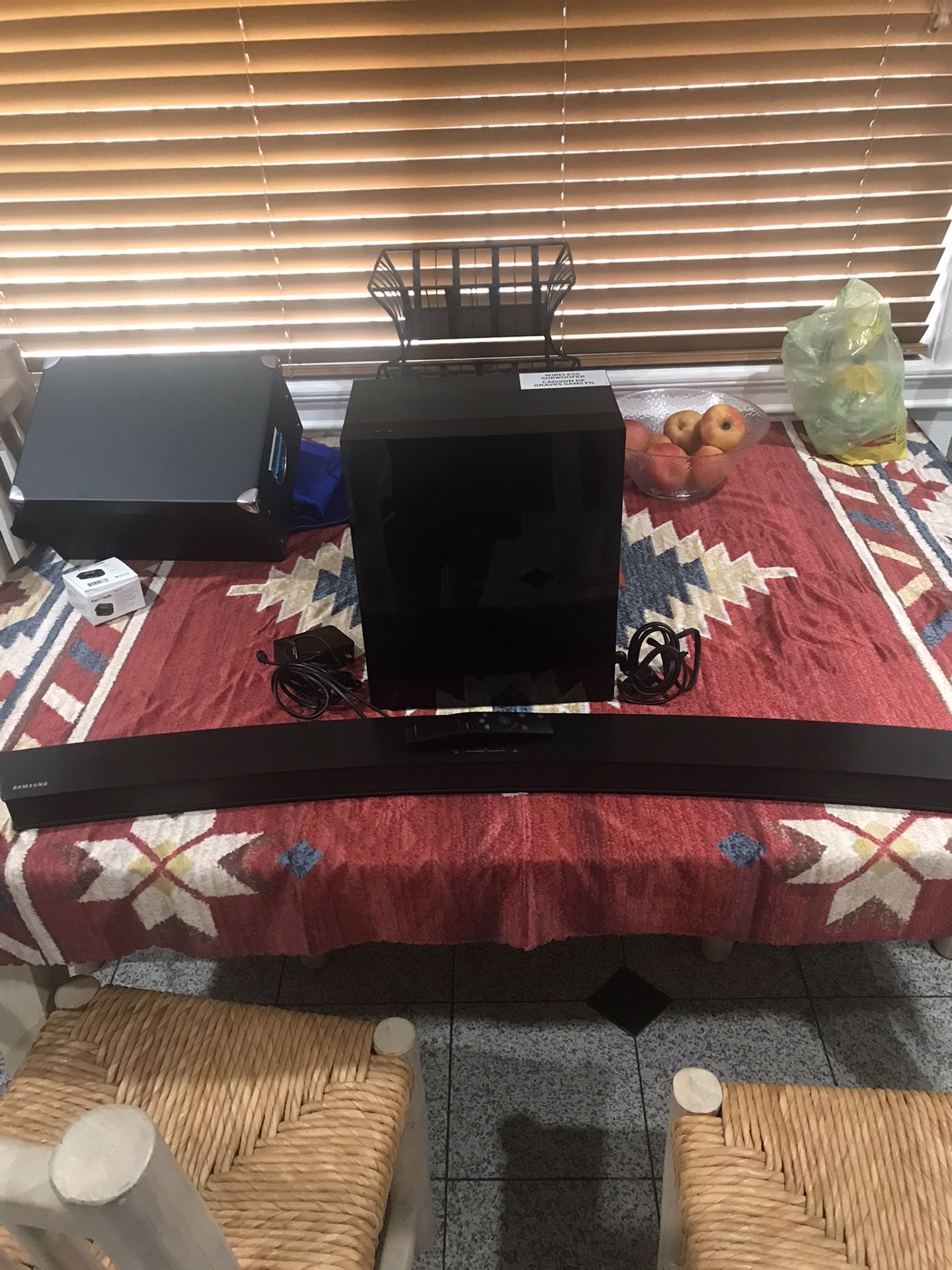 Samsung Soundbar And Wireless Subwoofer