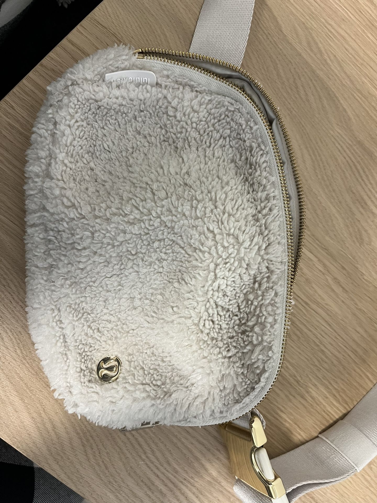 Lululemon Fleece Belt Bag 