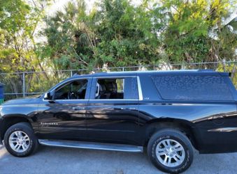 2015-2020 CHEVROLET SUBURBAN OR CADILLAC ESCALADE ESV WITH 2ND ROW BUCKET SEAT WEATHERTECH FLOOR MATS