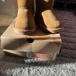 Ugg Koala