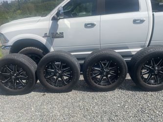 Fuel Wheels with Firestone TransforBlack Fuel wheels with Firestone Transforce AT Tires LT285/ 60R20