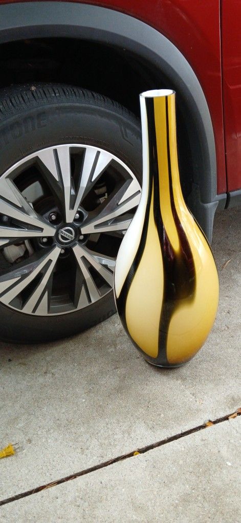 28" Floor Vase