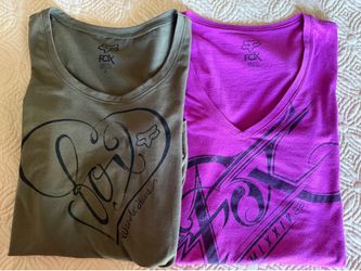 Fox motorsport T shirt (2)  Medium…. Like new.