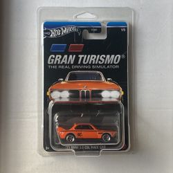 Hot Wheels Premium BMW 3.0 CSL Race Car Gran Turismo 1/5