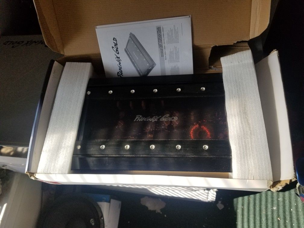New Phoenix Gold Mono Bass Amp