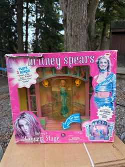 Vintage Britney Spears Concert Stage Playset with Exclusive Doll – Play Along