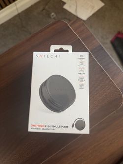 Satechi OnTheGo 7-in-1 Multiport Adapter