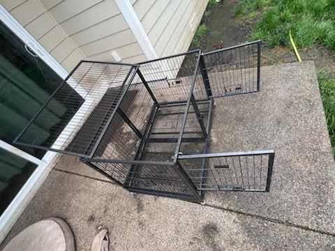 Heavy Duty Dog Crate