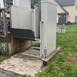 Handicapped Lift