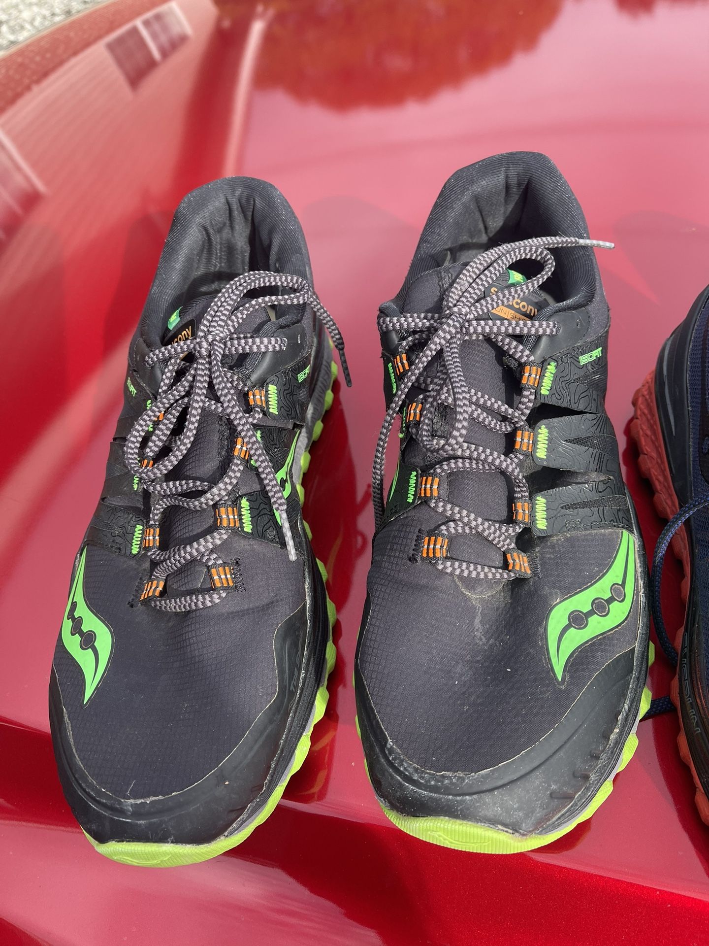 Men’s Saucony Running Shoes Size 13