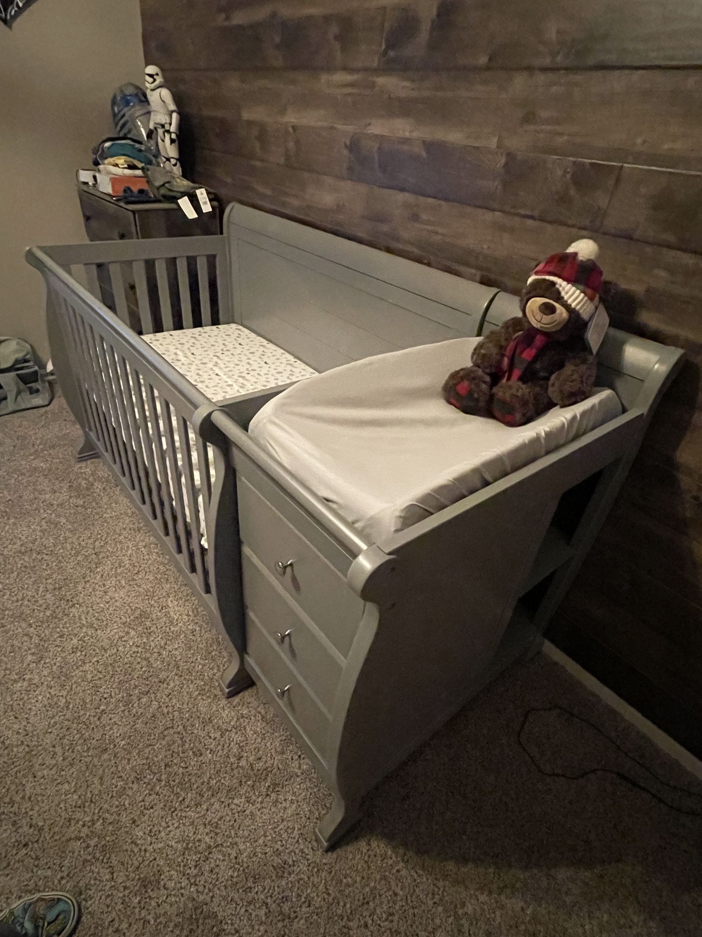 All in One Crib And Changing Table