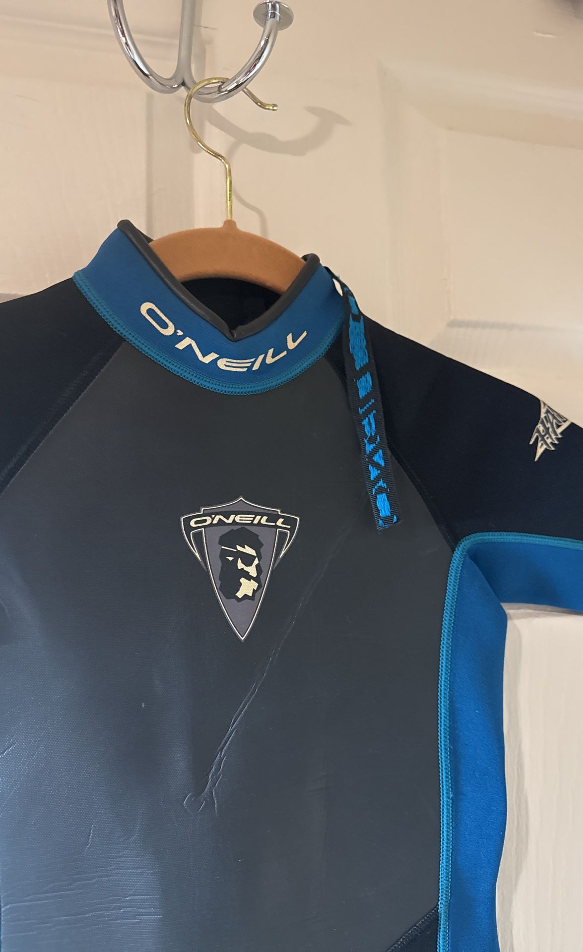 O’Neill Wetsuit Shorts Youth Size 8 New Black Blue Trim