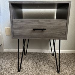 Wooden Side-Table with Hairpin legs 