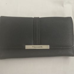 Women’s Black Tahari Leather Wallet