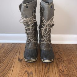Sorel | Carly Conquest Boots. Worn once. 