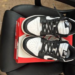 Black and White Low Panda Nike Dunks Size 13