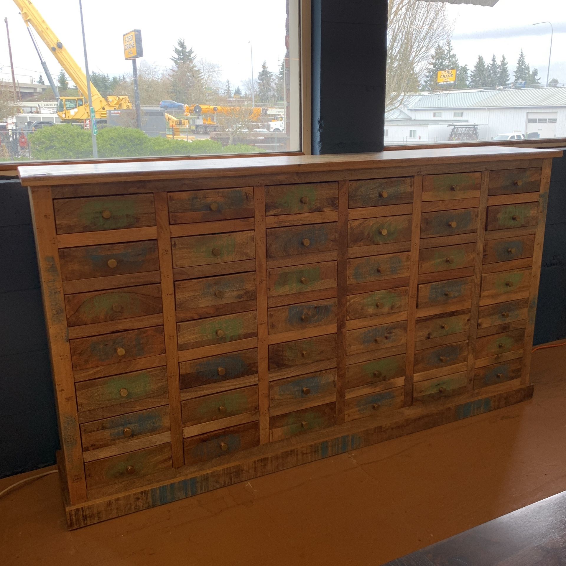 Sawan 42 Drawer Chest