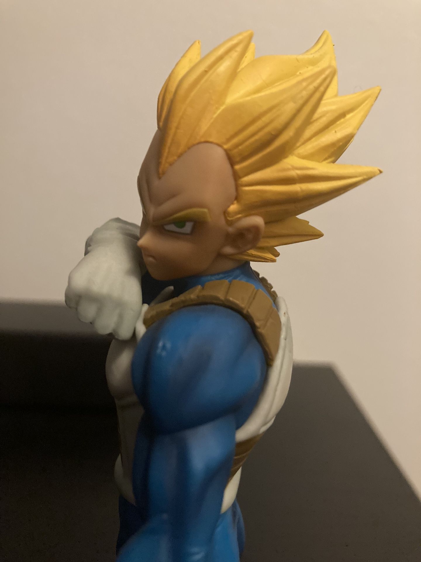 Vegeta Figure