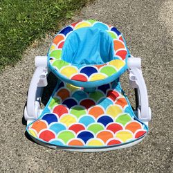 Fisher-Price Portable Baby Chair, Deluxe Sit-Me-Up Floor Seat 