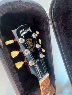 AC/DC  Gibson sg  angus young  2005