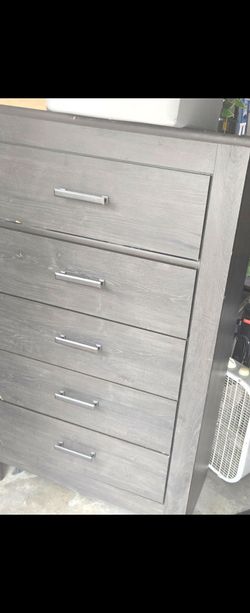 Wood dresser