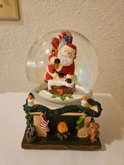 Christmas musical crystal  ball