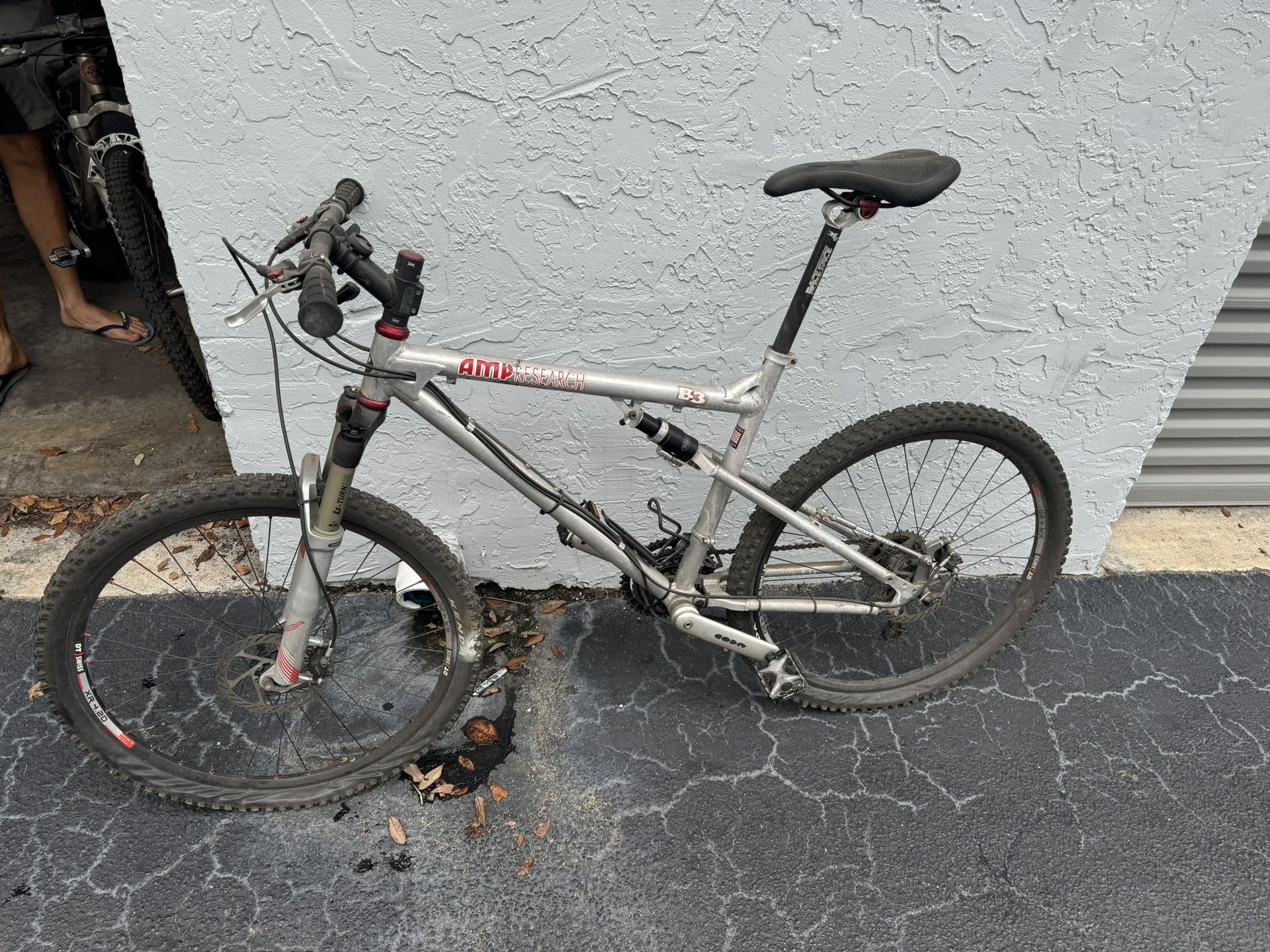 AMP Research B3 Mountain Bike