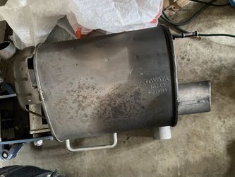 ‘06 IS350 Mufflers