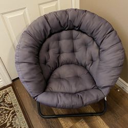 Round Cushion Chair