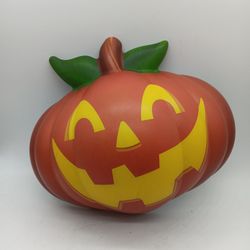 Hallmark Motion Activated Light Up Talking Pumpkin Door Hanger Halloween Decor