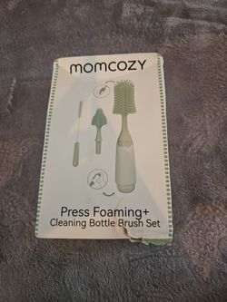 Momcozy Bottle Brush set