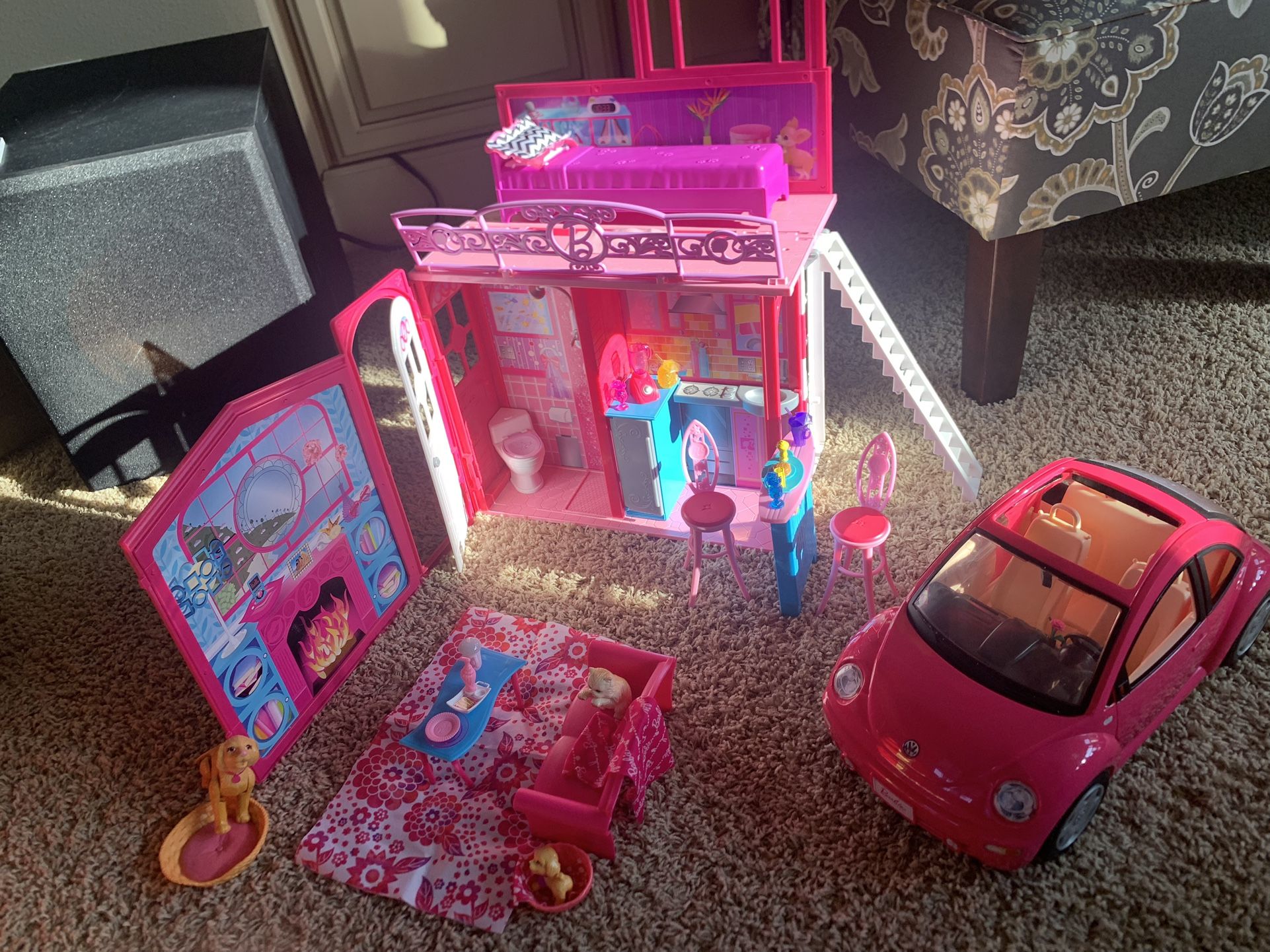 Barbie Beach House & Volkswagen Bug