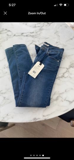 Womens Levi’s