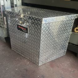 Brand New TRAILFX Tfx Toolbox 201191 34" x 19" Trailer Box