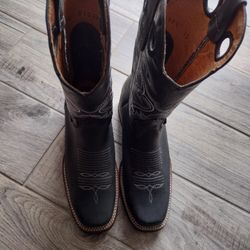 Nice Boots Great Condition 